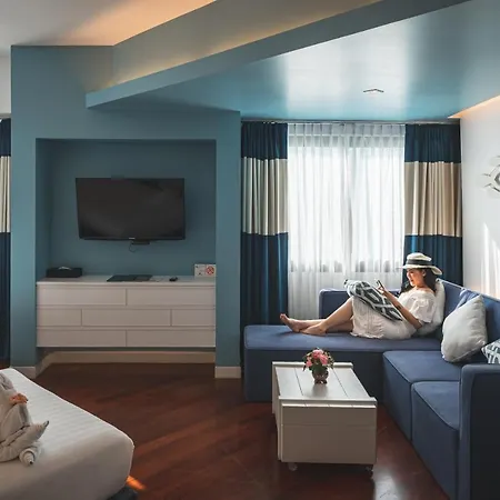 โรงแรม Jomtien Palm & - Family-friendly