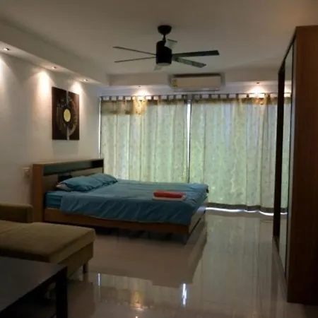 In - Plaza Floor 6 * Pattaya