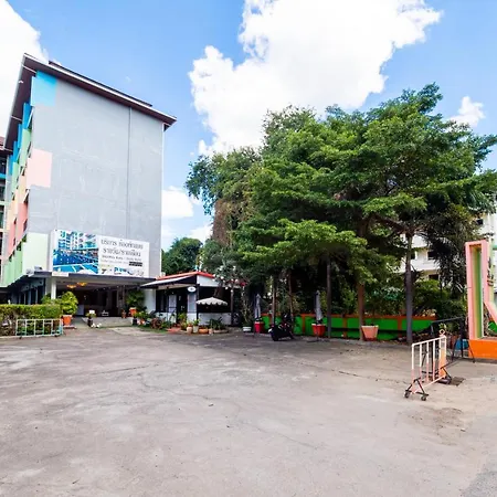 Reddoorz I Siam At Pattaya โรงแรม