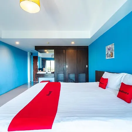 โรงแรม Reddoorz I Siam At Pattaya