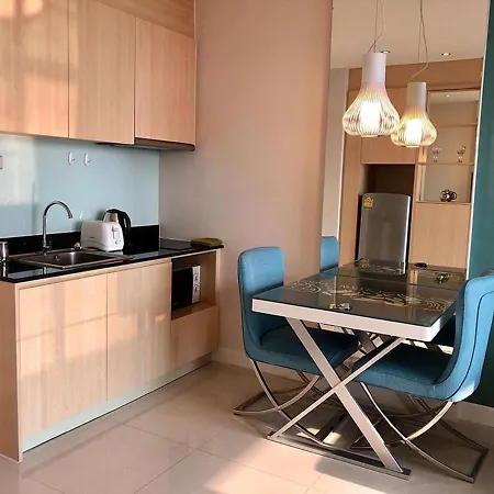 Grande Carribean Sea View&park View Comfortable 1 Bedroom For 3 Person With Washing Machine , Kitchen And Utensils For The Cooking *