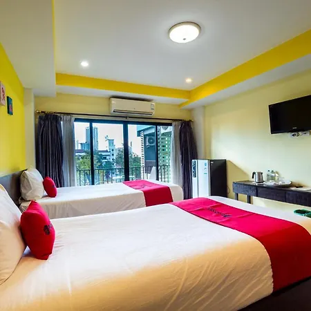 โรงแรม Reddoorz I Siam At Pattaya *