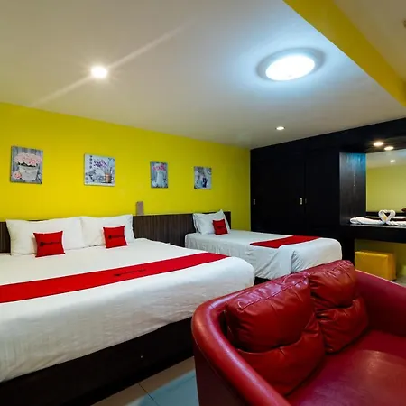 Reddoorz I Siam At Pattaya โรงแรม