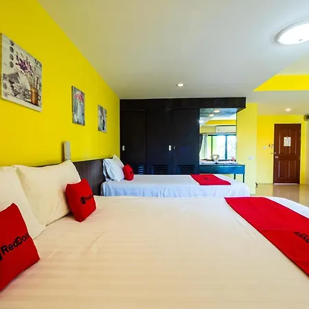 โรงแรม Reddoorz I Siam At Pattaya