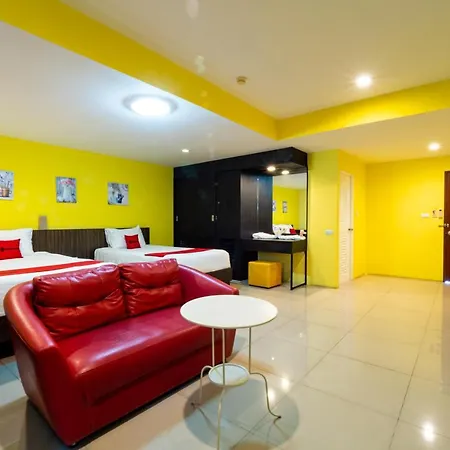 โรงแรม Reddoorz I Siam At Pattaya *