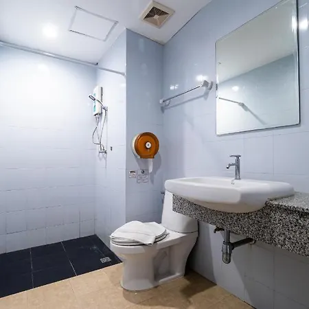 Reddoorz I Siam At Pattaya โรงแรม