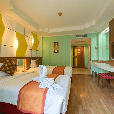 โรงแรมซีซาร์ พาเลซ 4* Pattaya