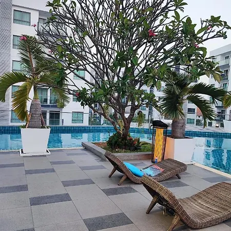 โรงแรม Arcadia *