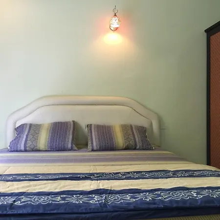 Puphaya Budget 122 Hotel