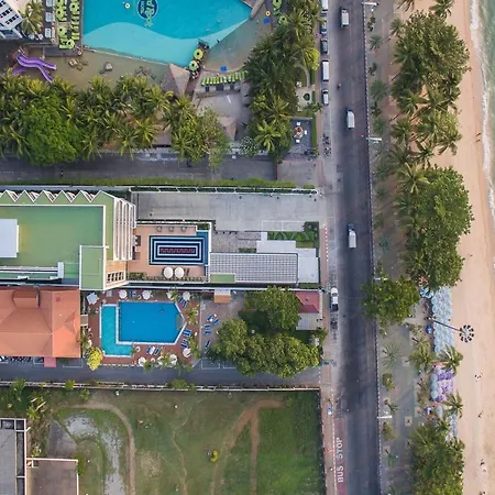 Mera Mare And โรงแรม Pattaya