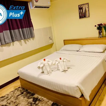 Hotel J P Boutique 3*