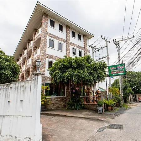 Hotel Selina Place 3*