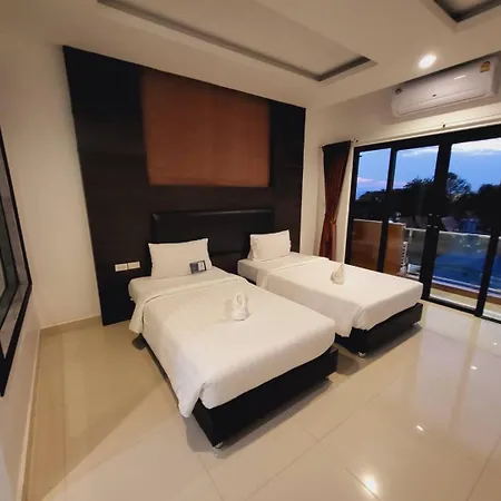 โรงแรม Tribe 3*