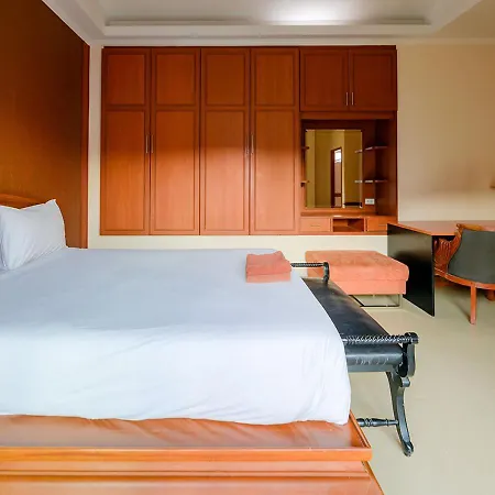 วันหยุดที่บ้าน 4 Bedroom Town With Private Pool *