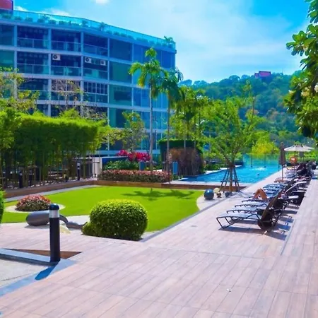 Unixx Near Walking Street Pattaya