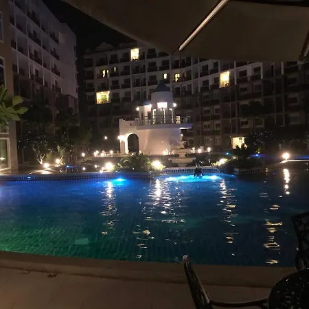 รีสอร์ท Arcadia Continental Pattaya