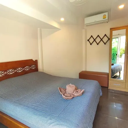 Corner - House Walking Street 4 Bedrooms *