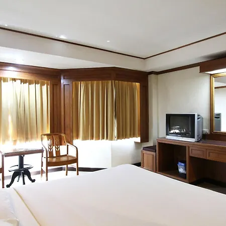 เดอะ เอเอ พัทยา เรสซิเดนซ์ 2* Pattaya