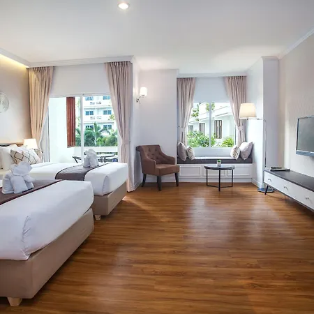 Hill Fresco โรงแรม 5*