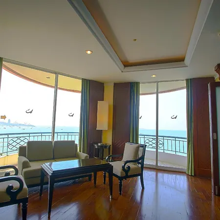 Long Garden & Pavilions 5*