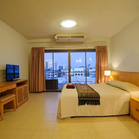 Diamond Place โรงแรม Pattaya