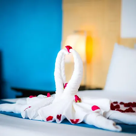 โรงแรม Sea Breeze Jomtien 4*