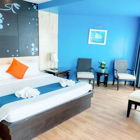 Sea Breeze Jomtien โรงแรม Pattaya