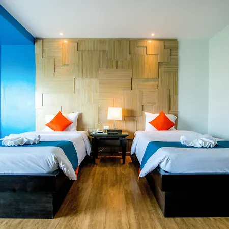 Sea Breeze Jomtien 4*