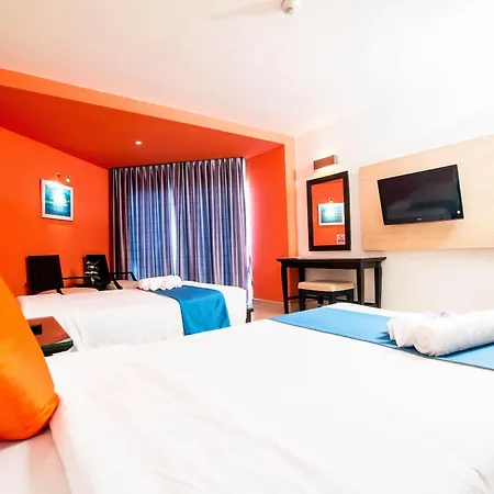 Sea Breeze Jomtien โรงแรม 4*