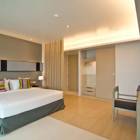 The Sun Xclusive 3*