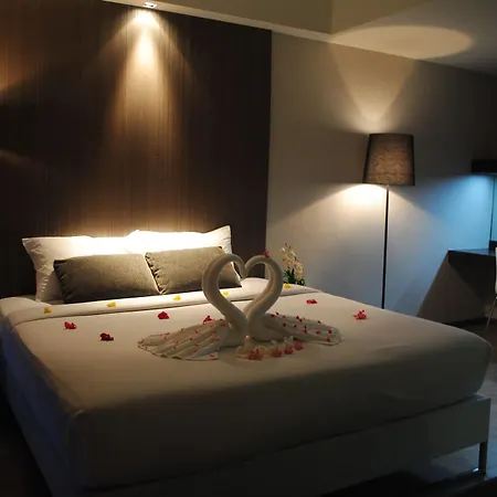 Place Serviced 3*