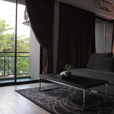Place Serviced โรงแรม 3*
