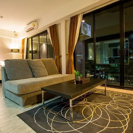 Place Serviced 3* Pattaya