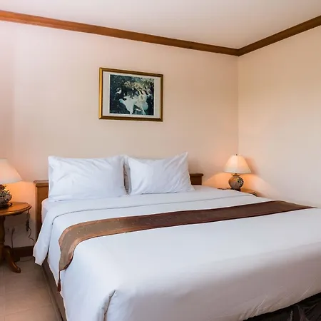 Jomtien Boathouse 3*
