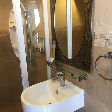 Steak And Co. Boutique Hotel 2*