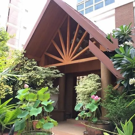 Chada Thai House Pattaya