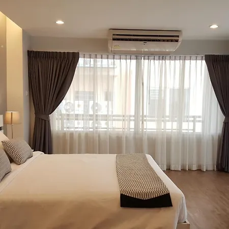 Ploen Place Hotel