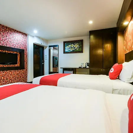 Tez Palace Hotel 2*