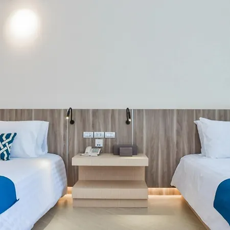 Golden Tulip Beachfront