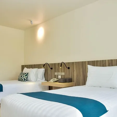 Hotel Golden Tulip Beachfront Pattaya