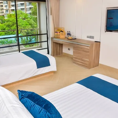 Golden Tulip Beachfront 5* Pattaya