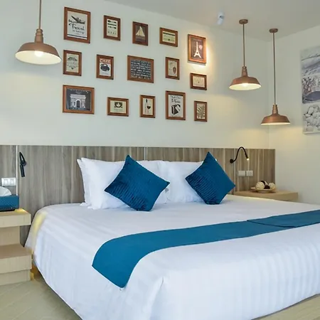 Golden Tulip Beachfront