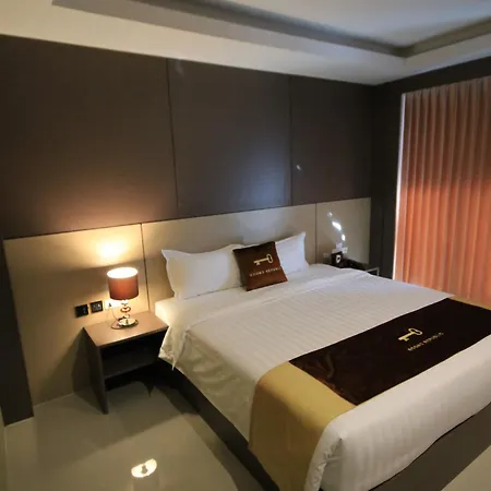 Hotel Republic 3*
