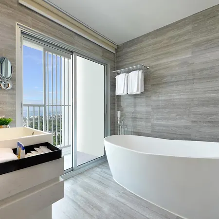 Centre Point Prime 5* Pattaya