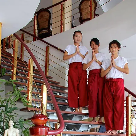 เดอะ พรีวี่ สวีทส์