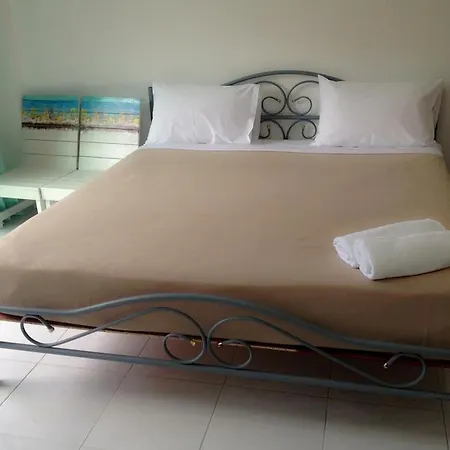 Guest house House