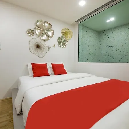 โรงแรม The Story Poshtel Pattaya