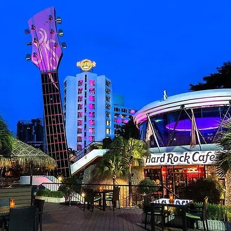 The Base อพาร์ทเม้น Pattaya