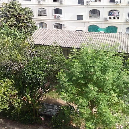 Hotel M Place