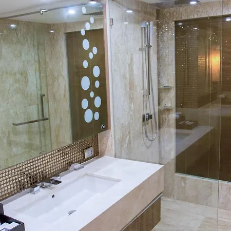 โรงแรม The Sanctuary Pattaya, Bw Signature Collection